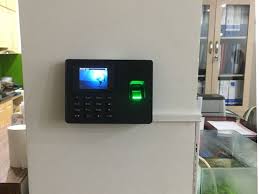 Máy chấm công Wifi và LAN khác nhau gì?